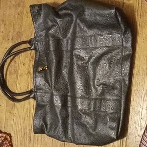 Unlabeled purse